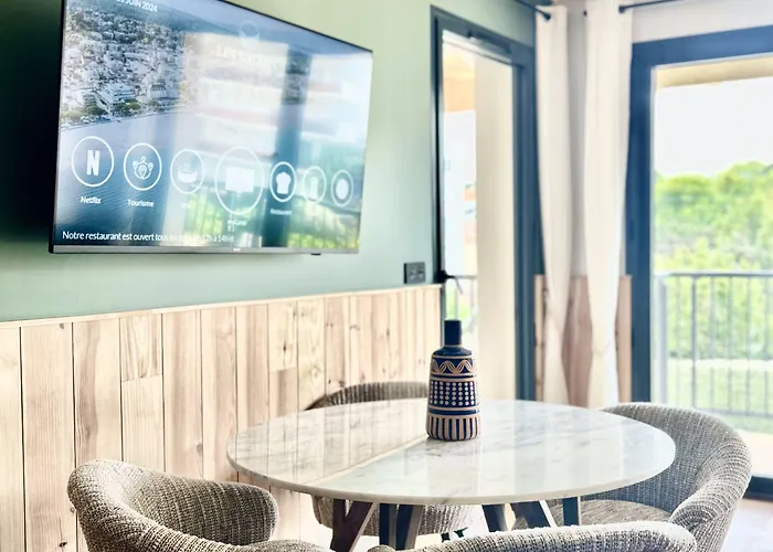 Hotel Les Vagues & Arcachon