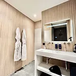 Les Vagues & Hotell Arcachon