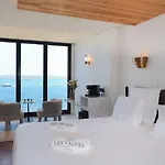 Les Vagues & 5*