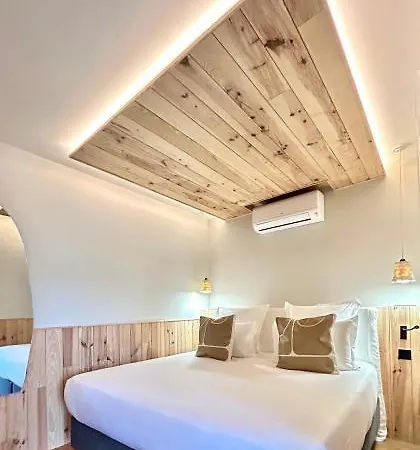 Les Vagues & Hotel 5*