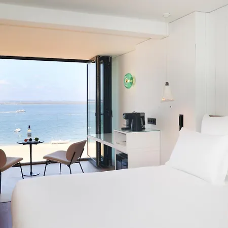 Les Vagues & Hotel 5*