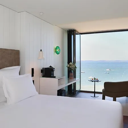 호텔 Les Vagues & 5*