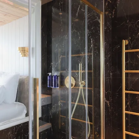 Les Vagues Hotel&spa Hotel