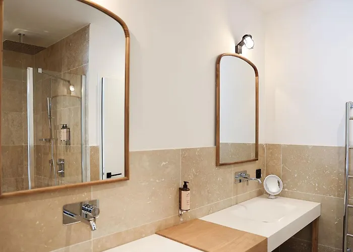 Les Vagues & آركاشو