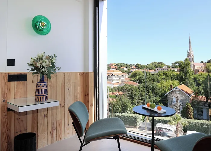 Les Vagues & ホテル 5*