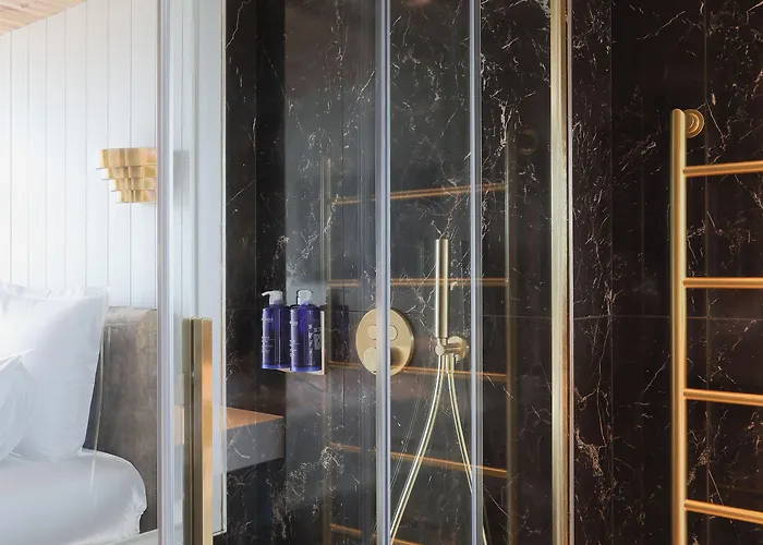 Les Vagues Hotel&spa Hotel